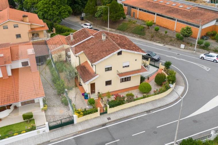 Moradia T4 para Venda em Arca e Ponte de Lima Foto 34