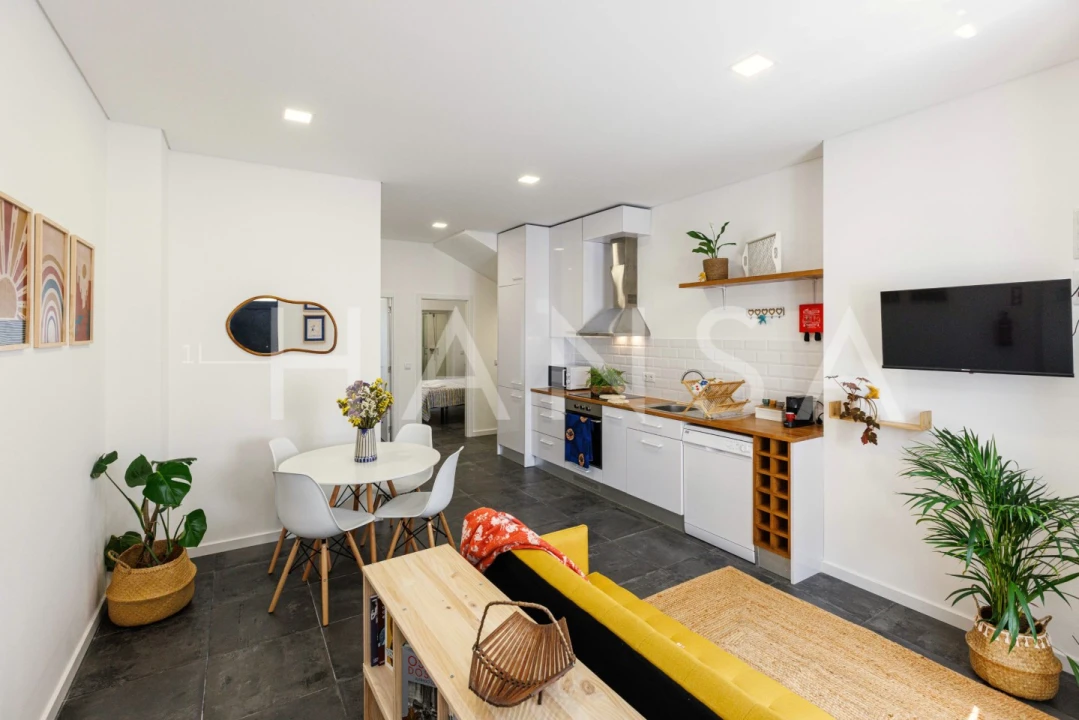 Apartamento T2 para Arrendamento férias em Glória e Vera Cruz Foto 3