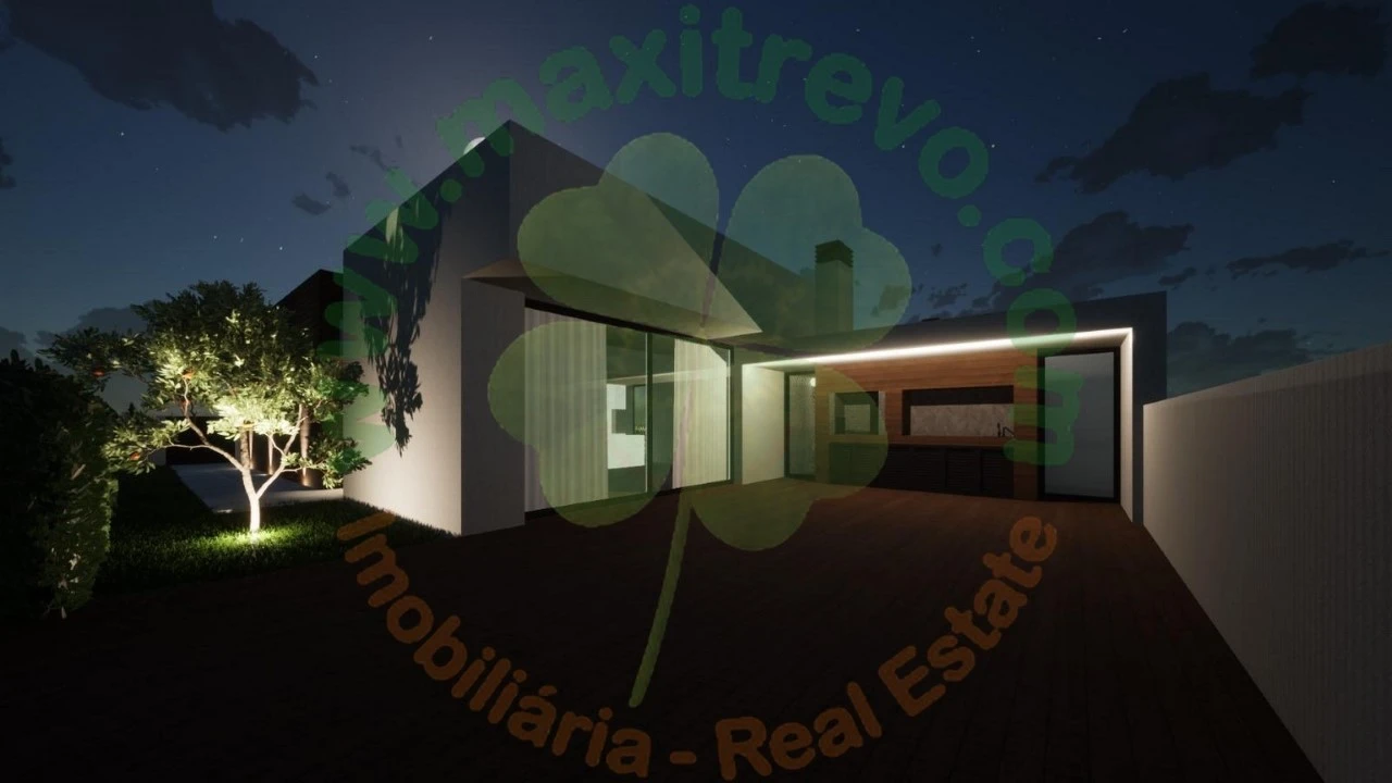 Moradia T3 para Venda em Corroios Foto 17