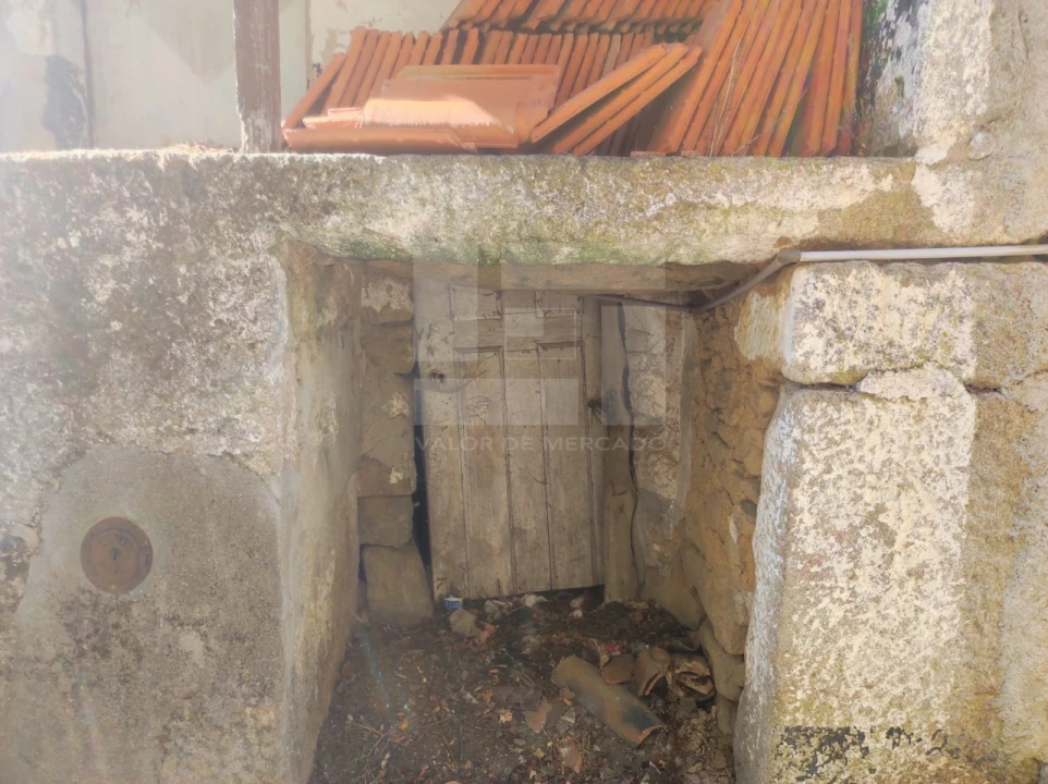 Moradia T2 para Venda em Penso e Freixinho Foto 12