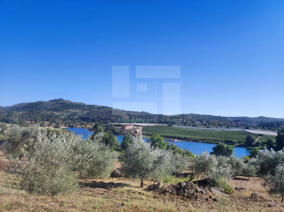 Moradia T2 para Venda em Penso e Freixinho Foto 19