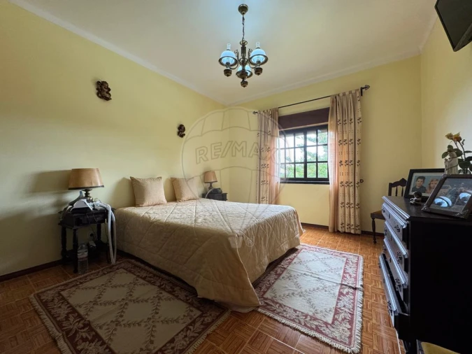 Moradia T3 para Venda em Azoia de Cima e Tremês Foto 3