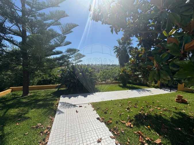 Moradia T3 para Venda em Azoia de Cima e Tremês Foto 28