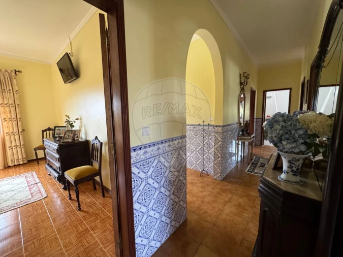 Moradia T3 para Venda em Azoia de Cima e Tremês Foto 11