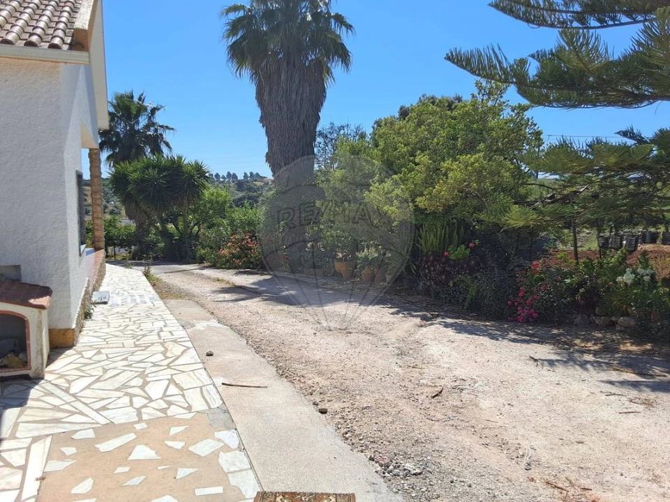 Moradia T3 para Venda em Azoia de Cima e Tremês Foto 29