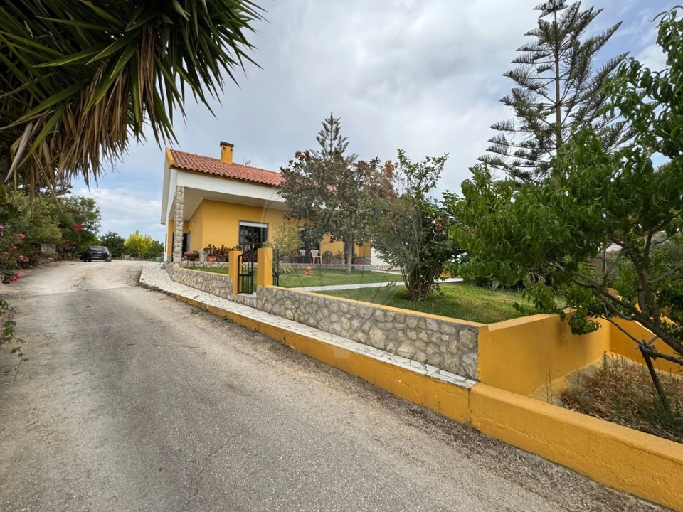 Moradia T3 para Venda em Azoia de Cima e Tremês Foto 19