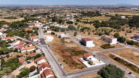 Terreno para Venda em Marvila, Ribeira Santarém, São Salvador, São Nicolau