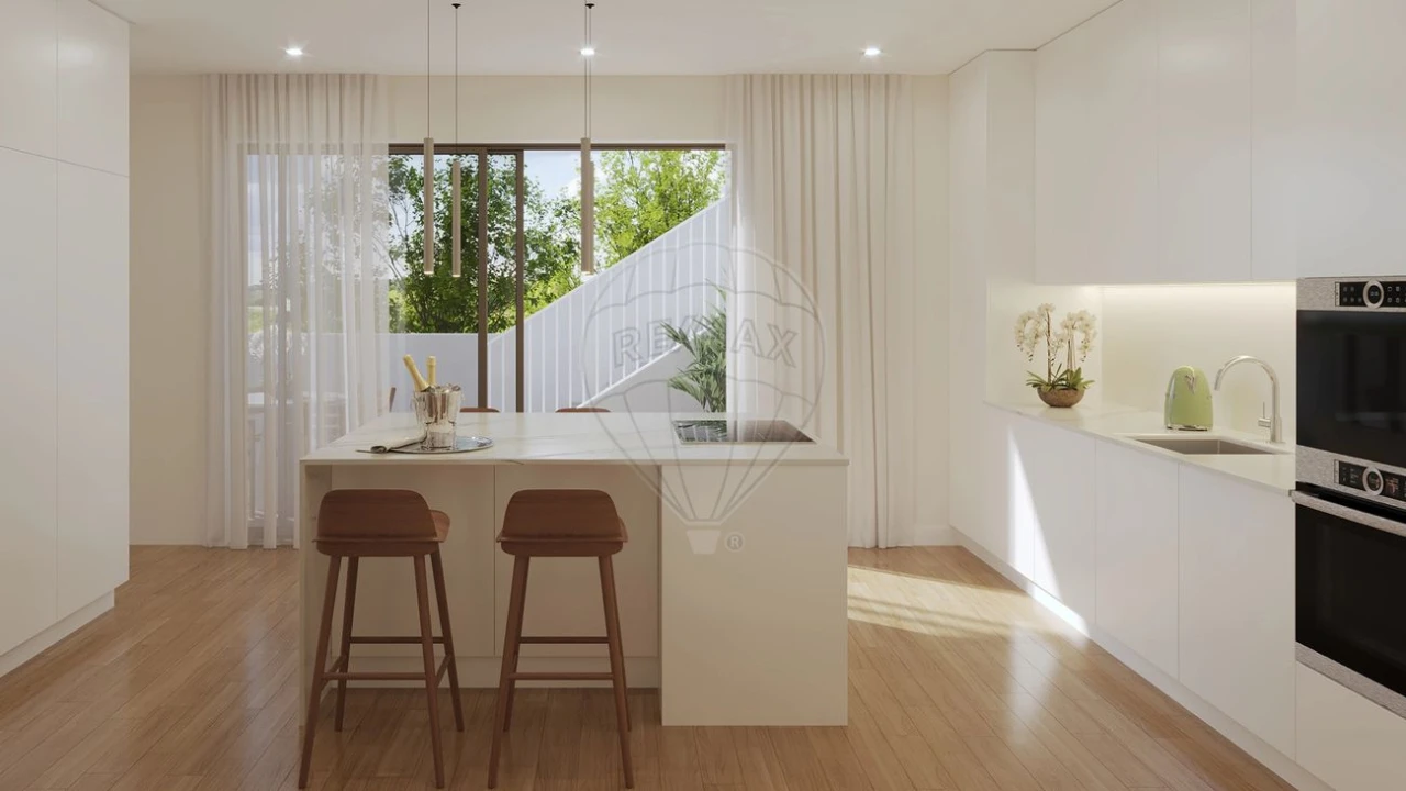 Moradia T4 para Venda em Alverca do Ribatejo e Sobralinho Foto 7