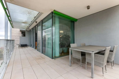 Apartamento T3 para Venda em Marvila