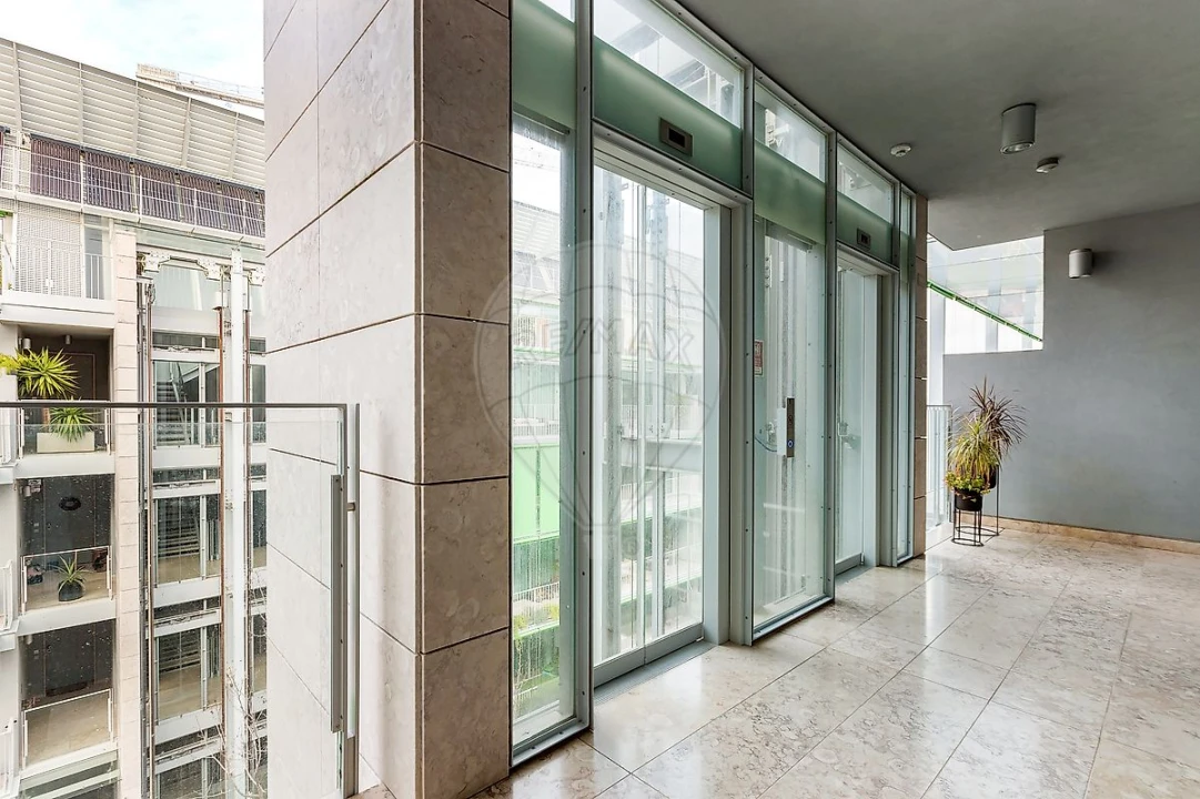 Apartamento T3 para Venda em Marvila Foto 23