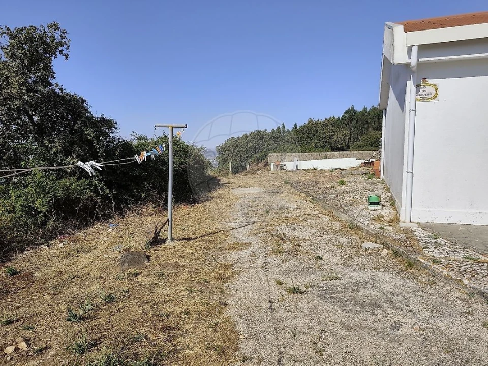 Terreno para Venda em Loures Foto 5