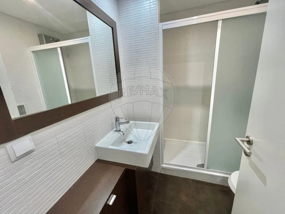 Apartamento T3 para Arrendamento em Parque das Nações Foto 16