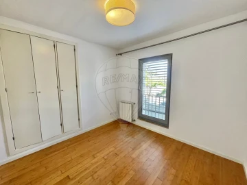 Apartamento T3 para Arrendamento em Parque das Nações