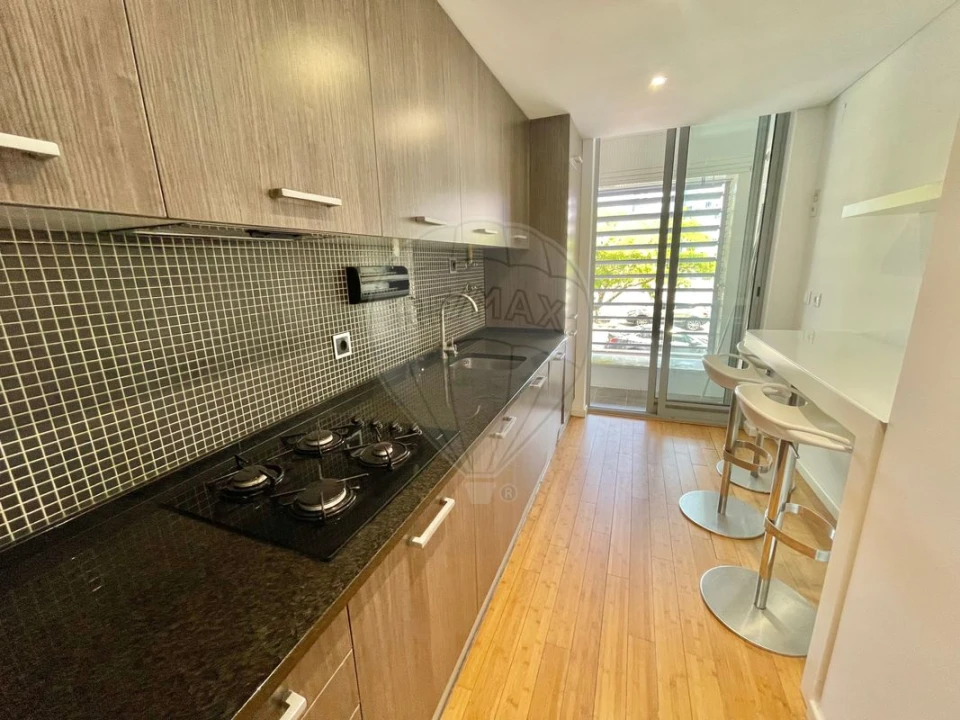 Apartamento T3 para Arrendamento em Parque das Nações Foto 21