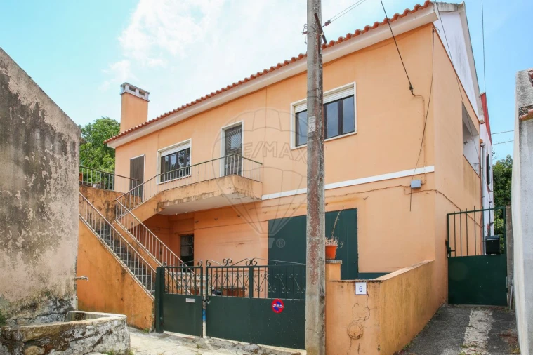 Moradia T2 para Venda em Ribafria e Pereiro de Palhacana Foto 1