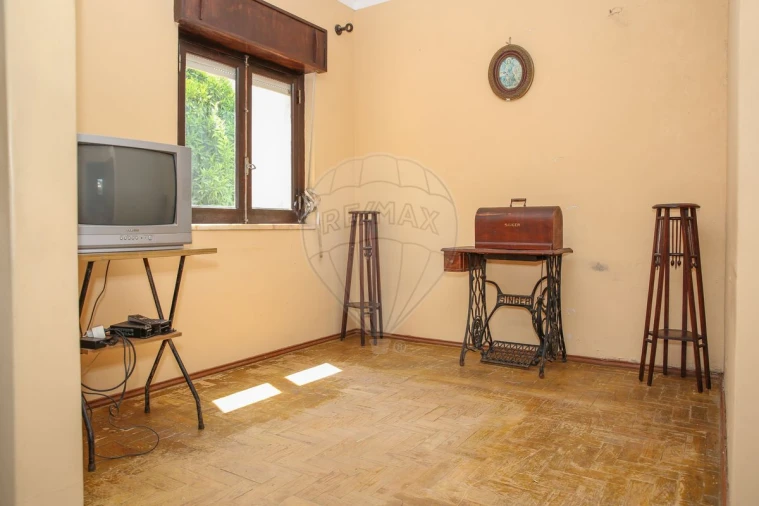 Moradia T2 para Venda em Ribafria e Pereiro de Palhacana Foto 9