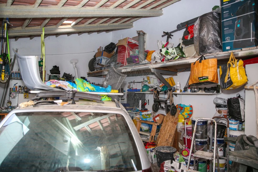 Moradia T2 para Venda em Arranho Foto 26