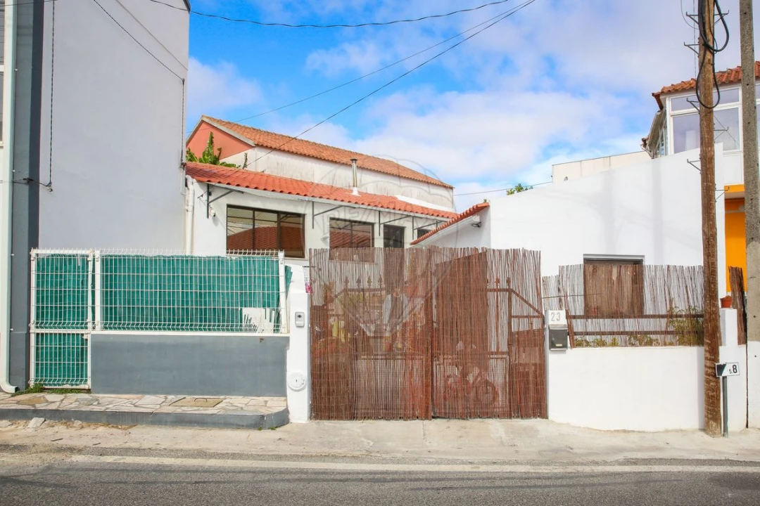 Moradia T2 para Venda em Arranho Foto 30