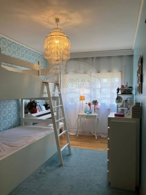 Apartamento T4 para Arrendamento em Bonfim