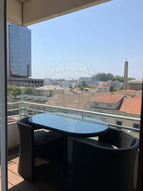 Apartamento T4 para Arrendamento em Bonfim