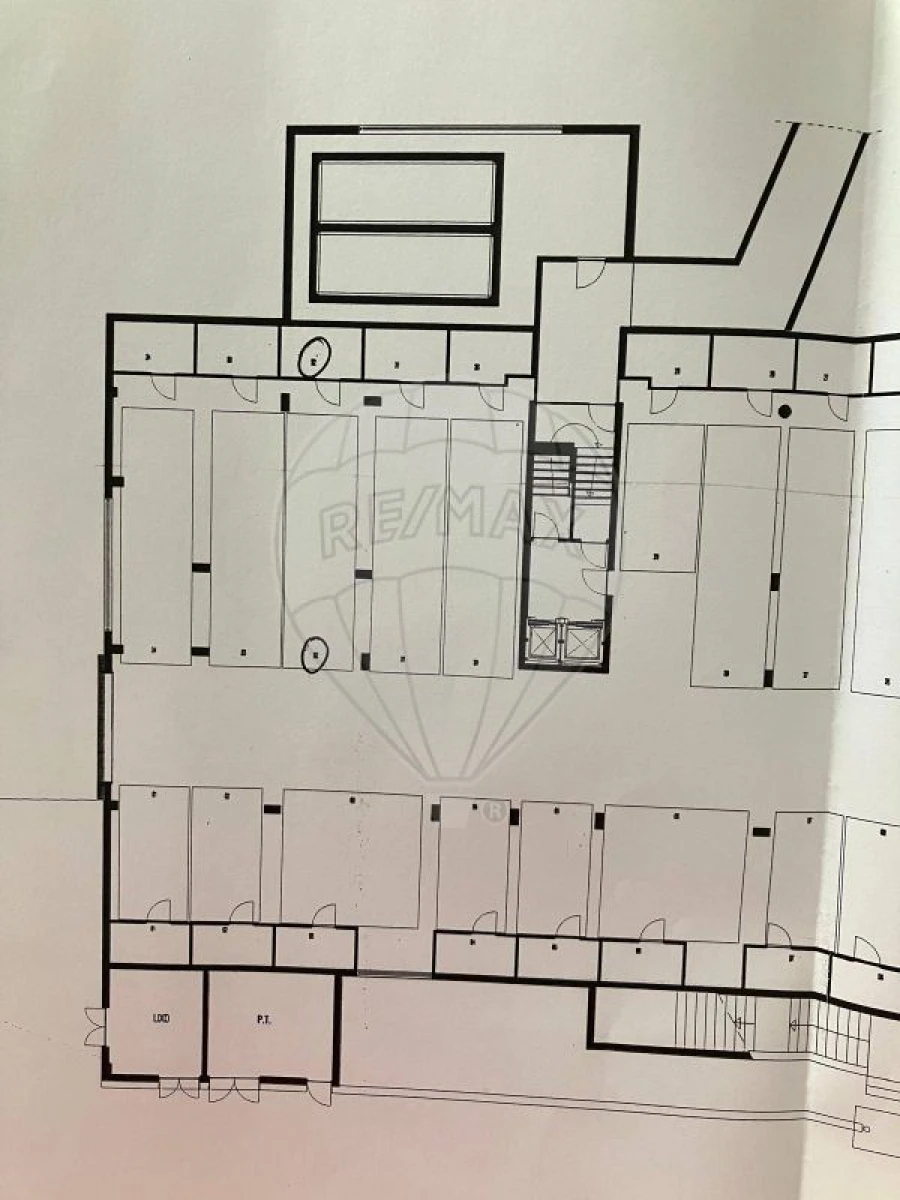 Apartamento T4 para Arrendamento em Bonfim Foto 34
