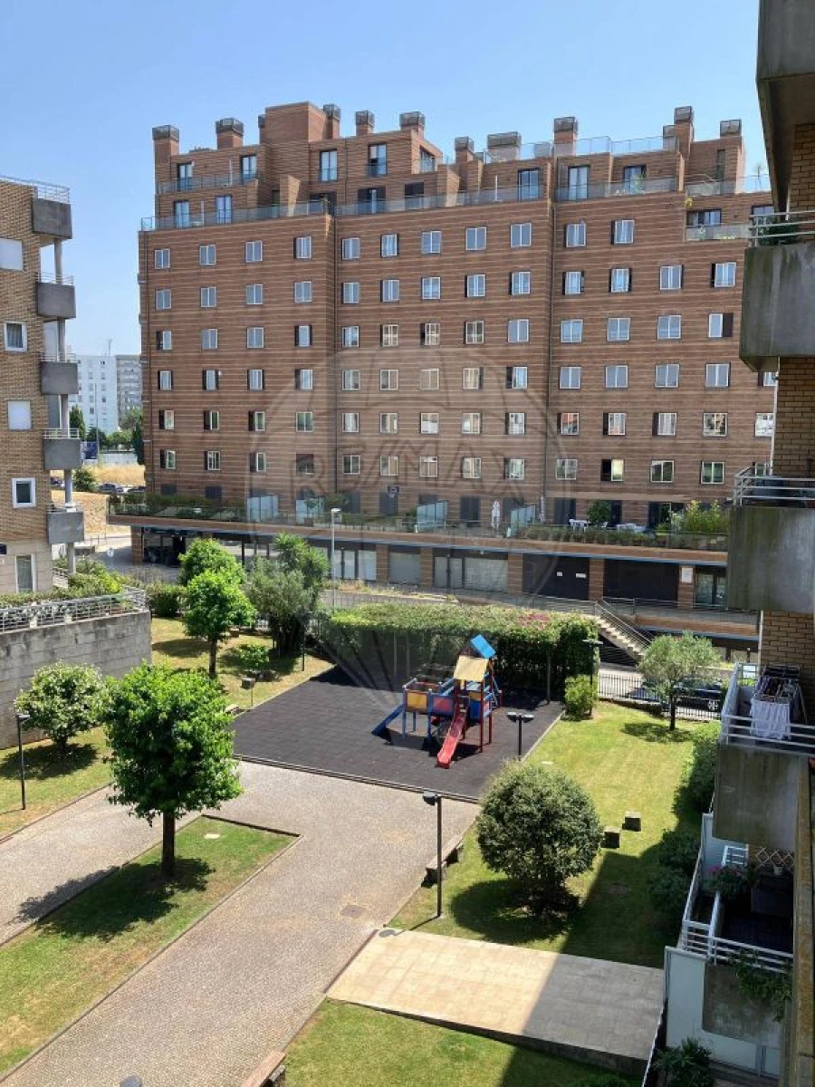 Apartamento T4 para Arrendamento em Bonfim Foto 35
