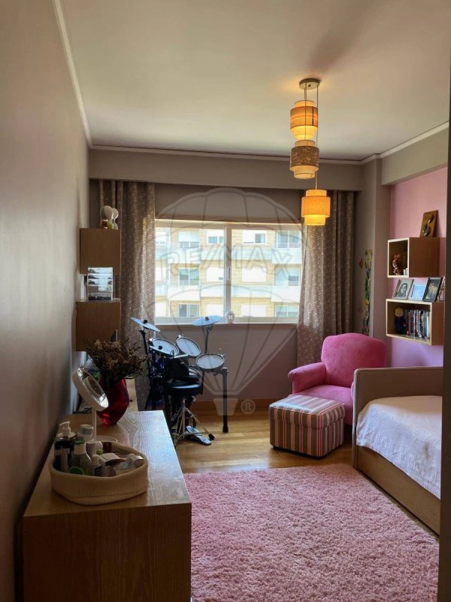 Apartamento T4 para Arrendamento em Bonfim Foto 20