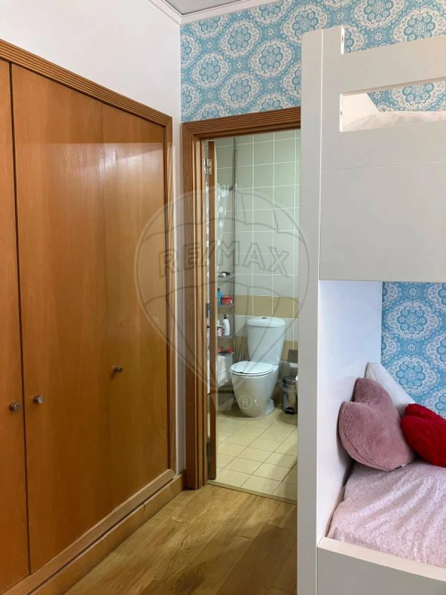 Apartamento T4 para Arrendamento em Bonfim Foto 18