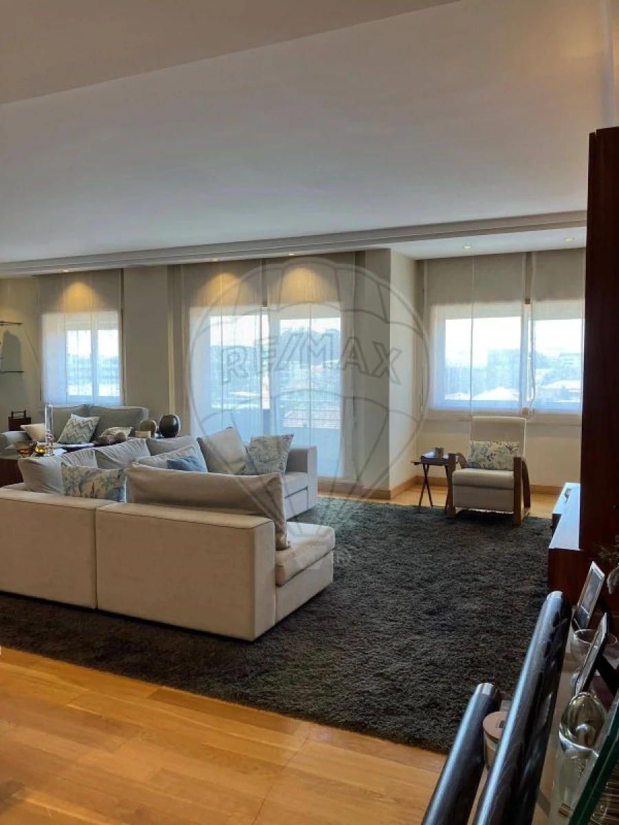 Apartamento T4 para Arrendamento em Bonfim Foto 36