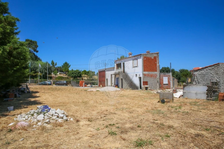 Terreno para Venda em Aveiras de Baixo Foto 8