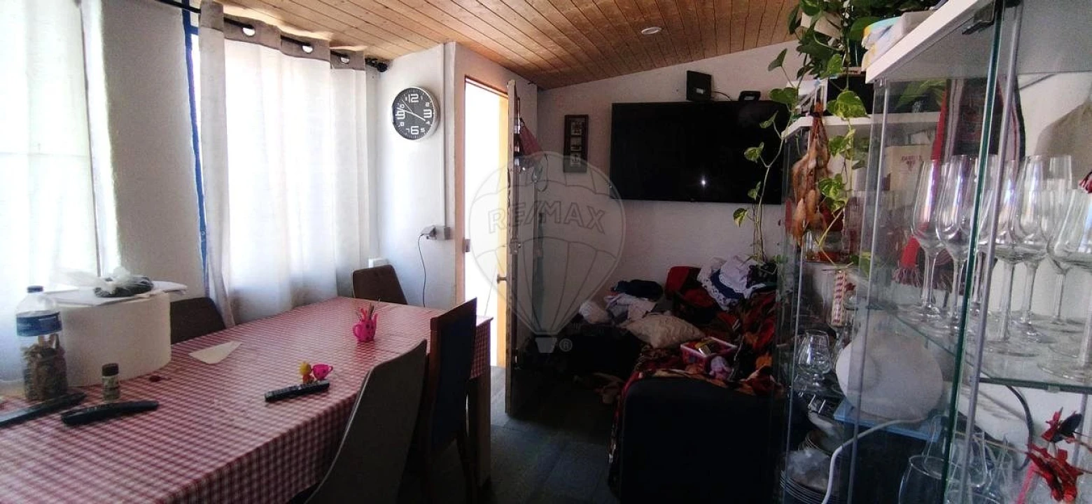 Moradia T6 para Venda em Laranjeiro e Feijó Foto 27