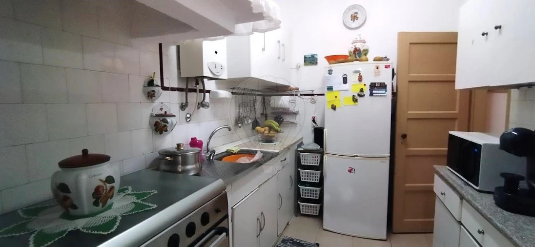 Moradia T6 para Venda em Laranjeiro e Feijó Foto 21