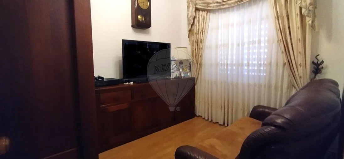 Moradia T6 para Venda em Laranjeiro e Feijó Foto 17