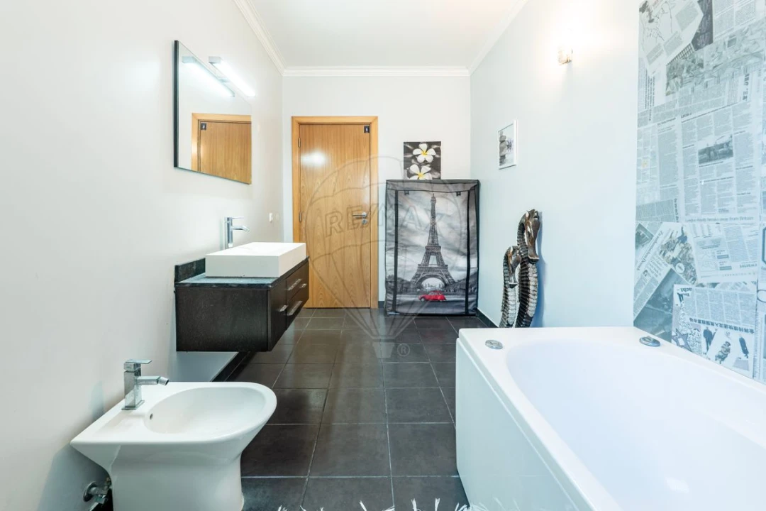 Moradia T4 para Venda em A dos Francos Foto 27