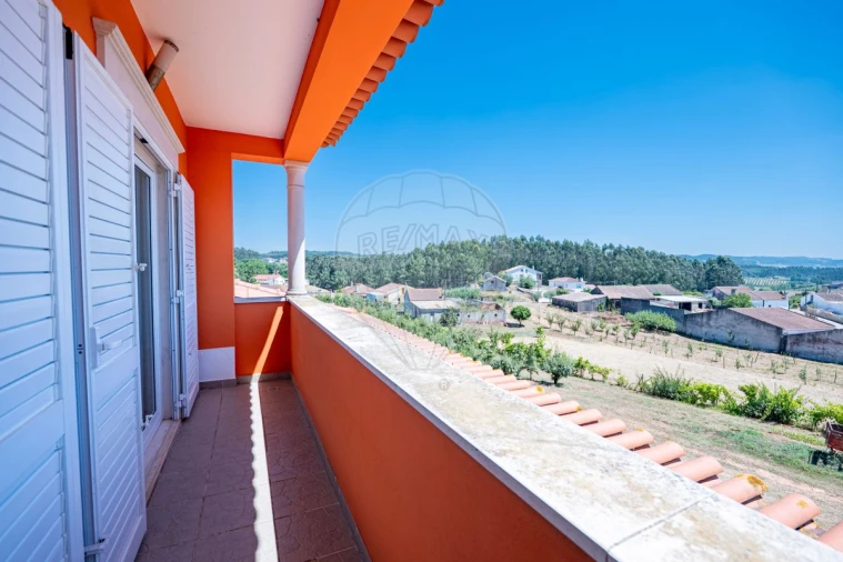 Moradia T4 para Venda em A dos Francos Foto 6