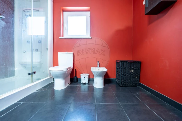 Moradia T4 para Venda em A dos Francos Foto 11