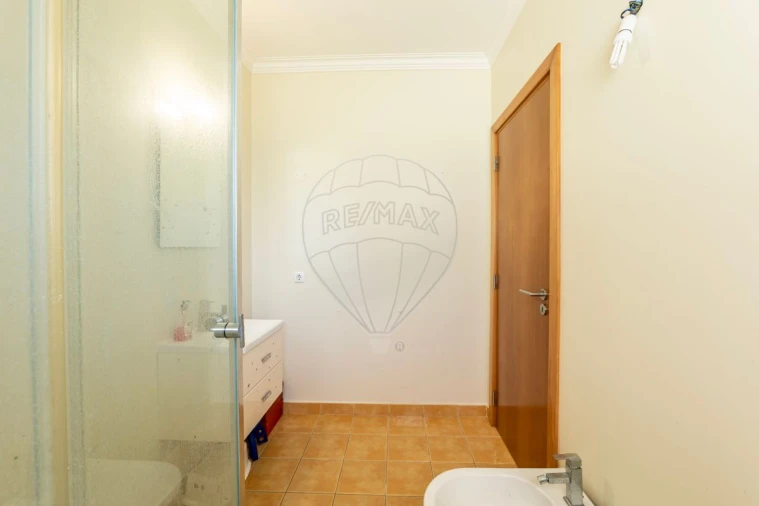 Moradia T4 para Venda em A dos Francos Foto 19