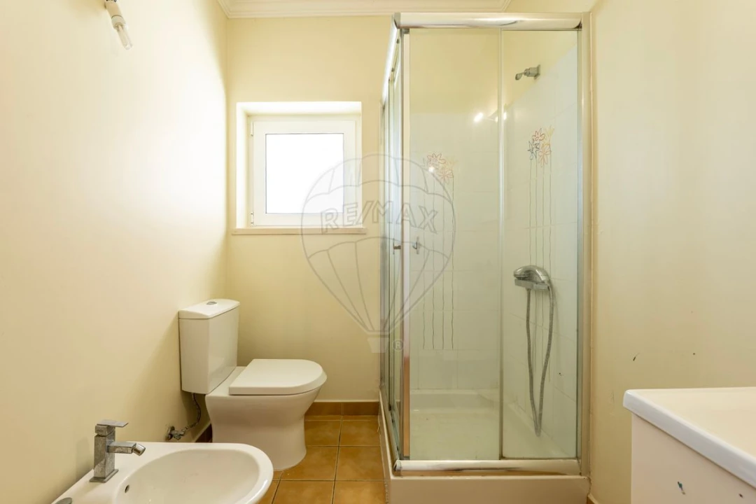 Moradia T4 para Venda em A dos Francos Foto 18