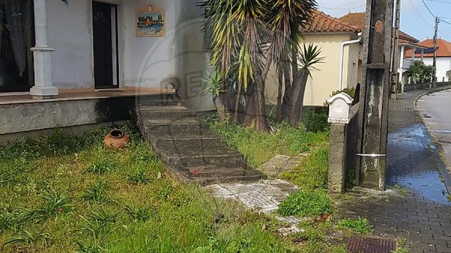 Moradia T3 para Venda em Monte Real e Carvide