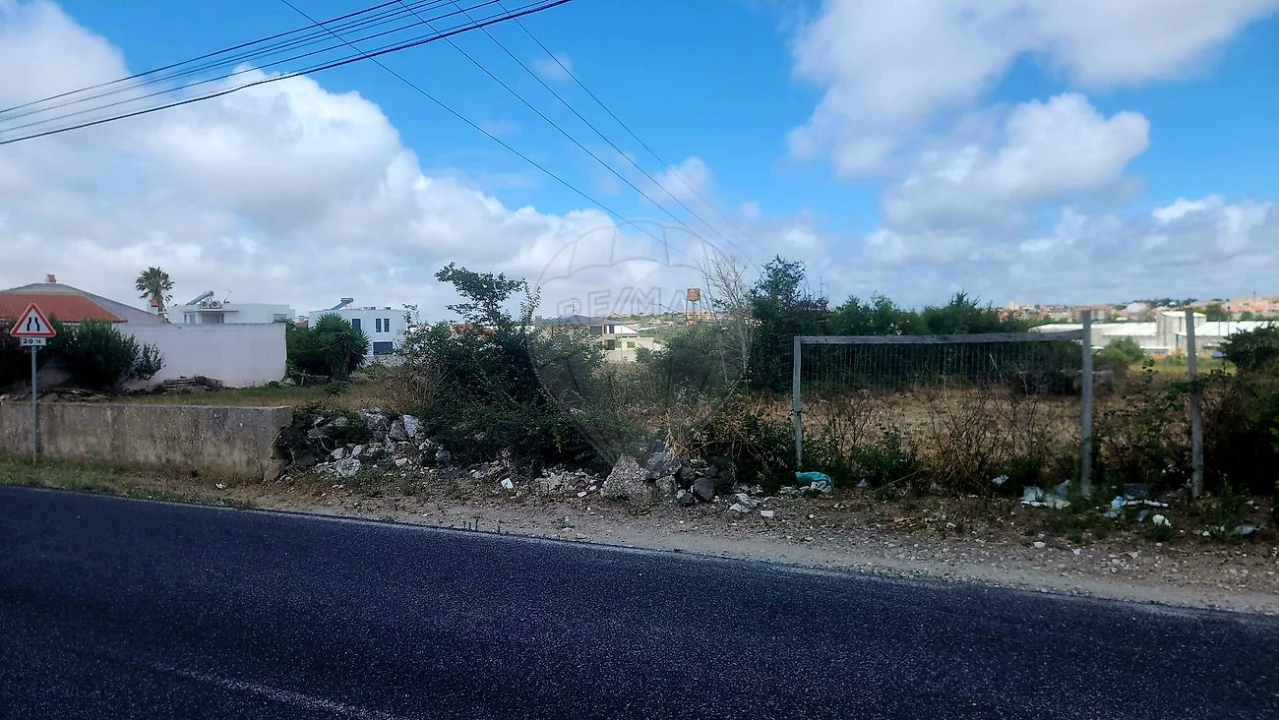 Terreno para Venda em Almargem do Bispo, Pêro Pinheiro e Montelavar Foto 4