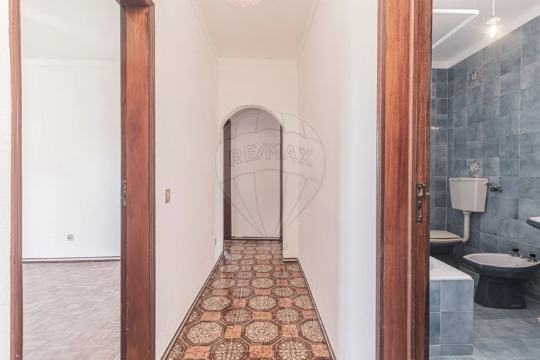 Moradia T4 para Venda em Almargem do Bispo, Pêro Pinheiro e Montelavar Foto 14