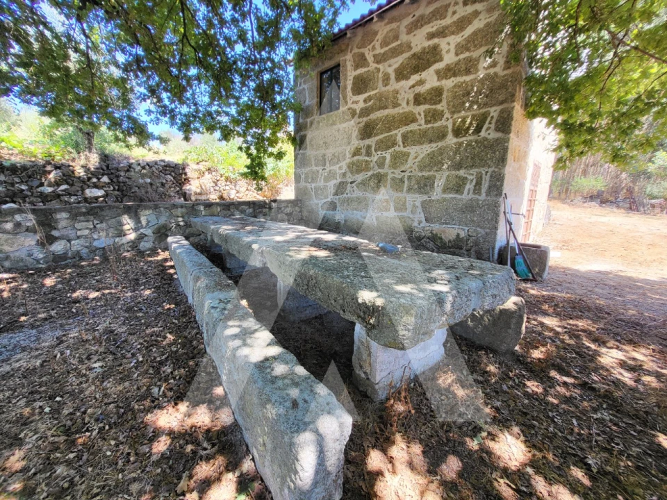 Quinta T1 para Venda em Castelo de Penalva Foto 1