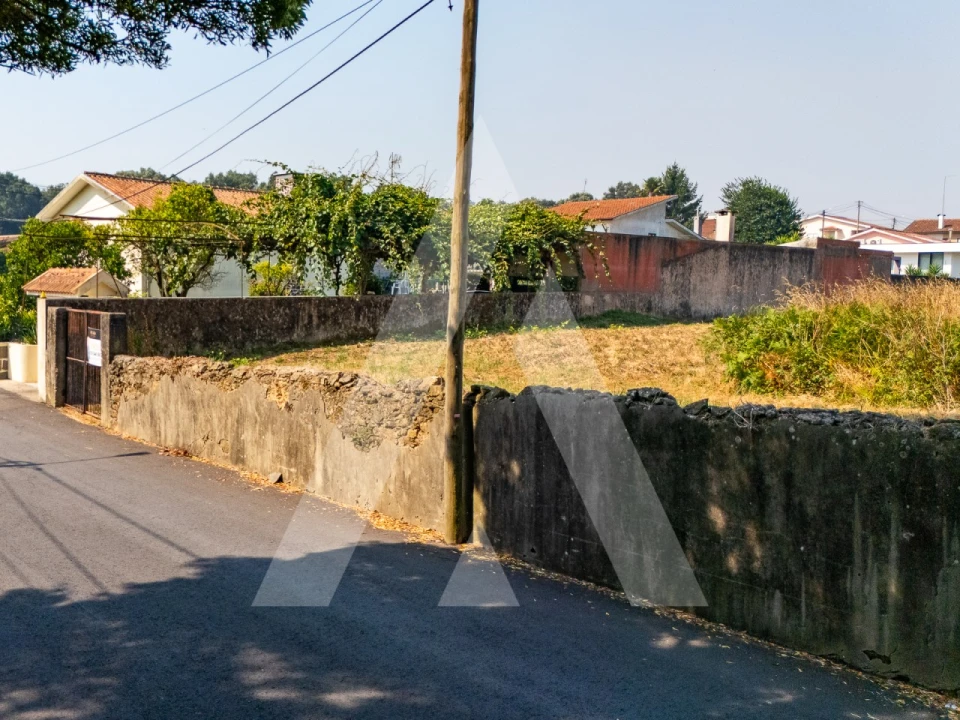 Terreno para Venda em Paços de Brandão Foto 14