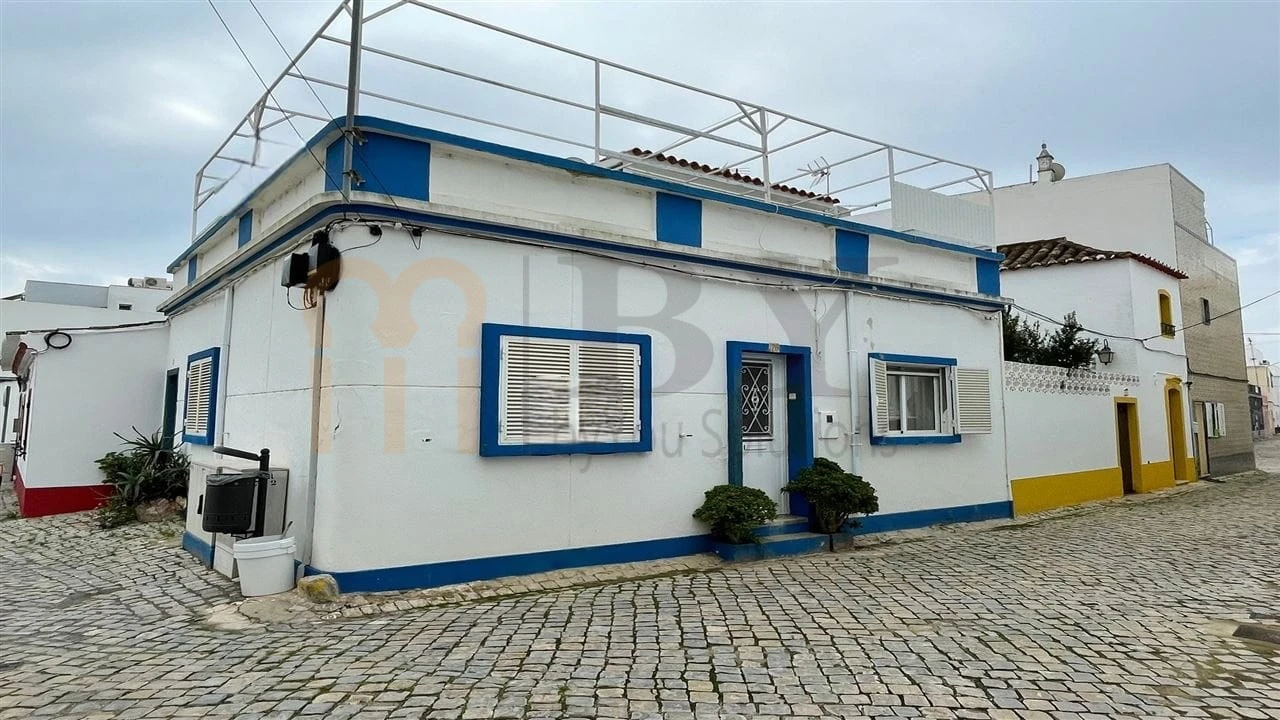 Moradia T3 para Venda em Santa Luzia Foto 1