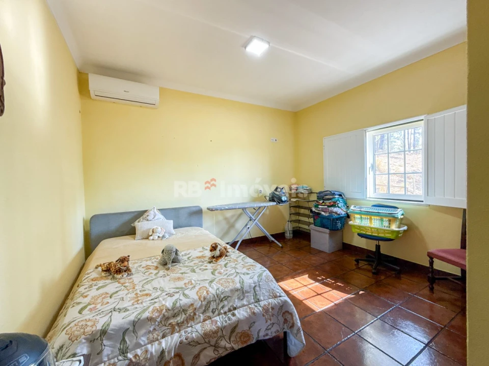 Moradia T4 para Venda em Montalvo Foto 10