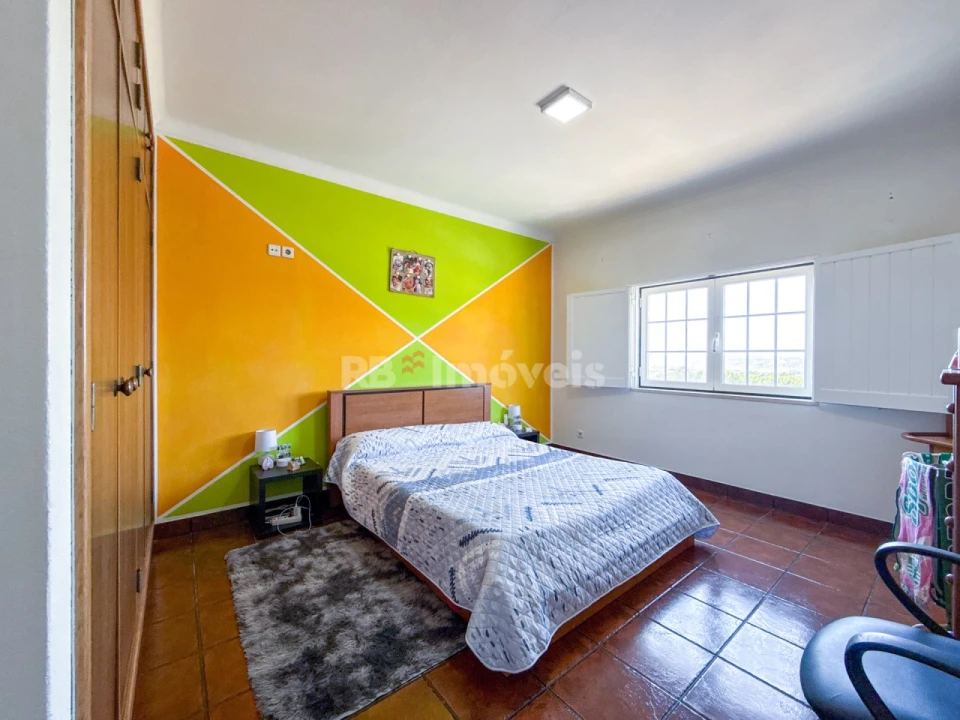 Moradia T4 para Venda em Montalvo Foto 17