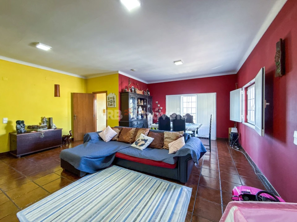 Moradia T4 para Venda em Montalvo Foto 36