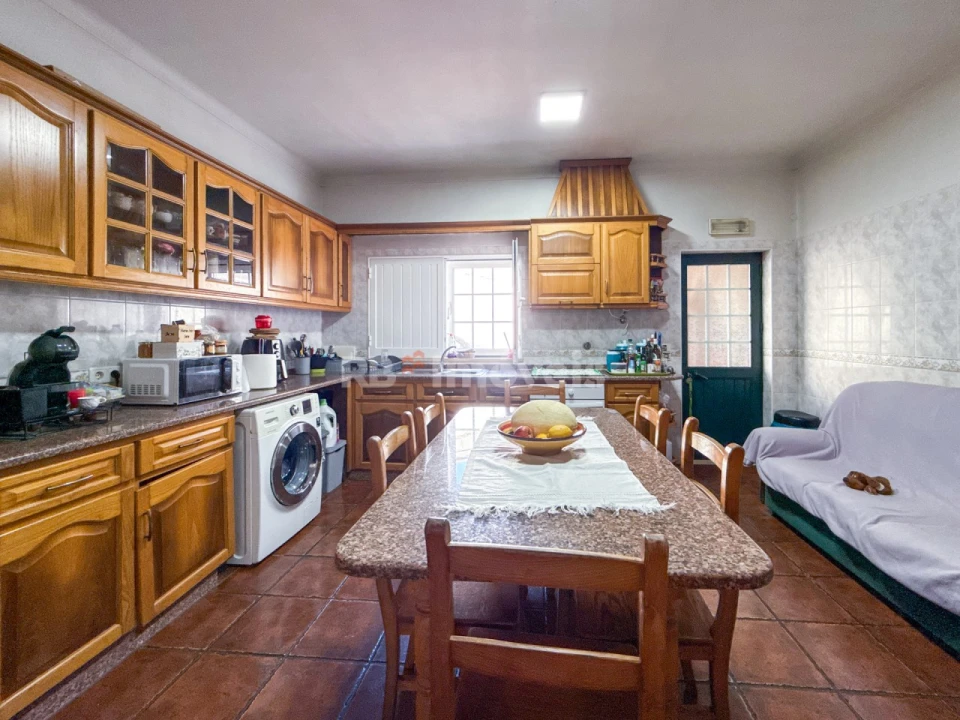 Moradia T4 para Venda em Montalvo Foto 38