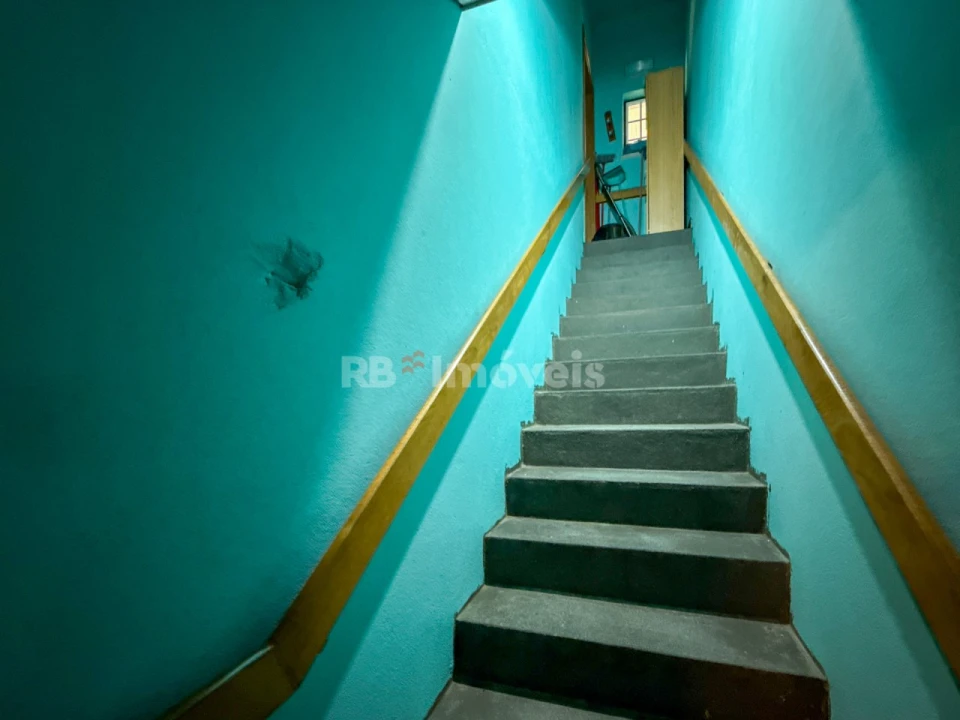 Moradia T4 para Venda em Montalvo Foto 52