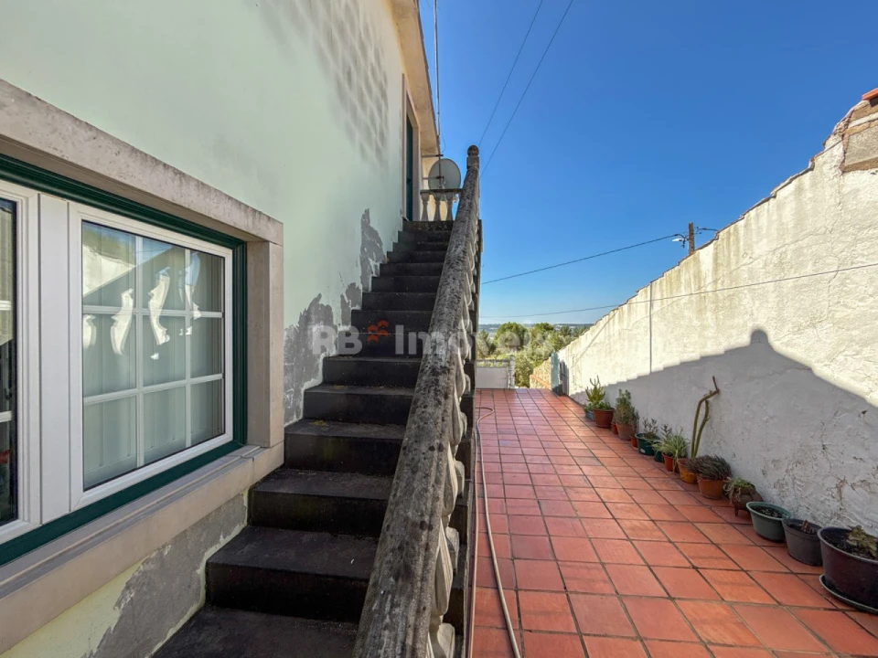 Moradia T4 para Venda em Montalvo Foto 60